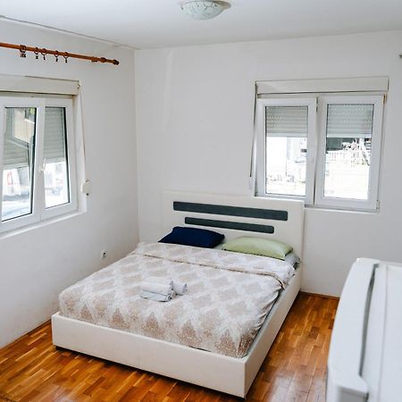 Apartman Stex Ποντγορίτσα Εξωτερικό φωτογραφία