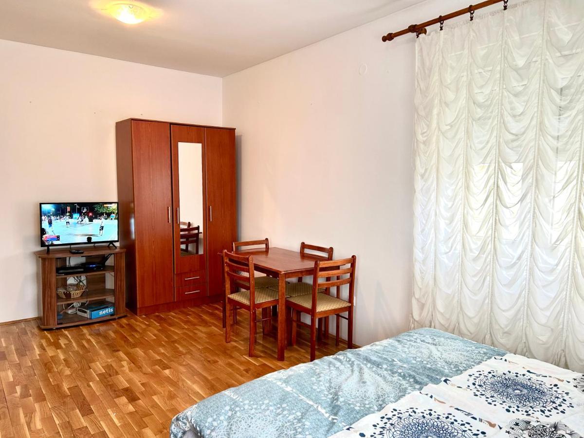 Apartman Stex Ποντγορίτσα Εξωτερικό φωτογραφία