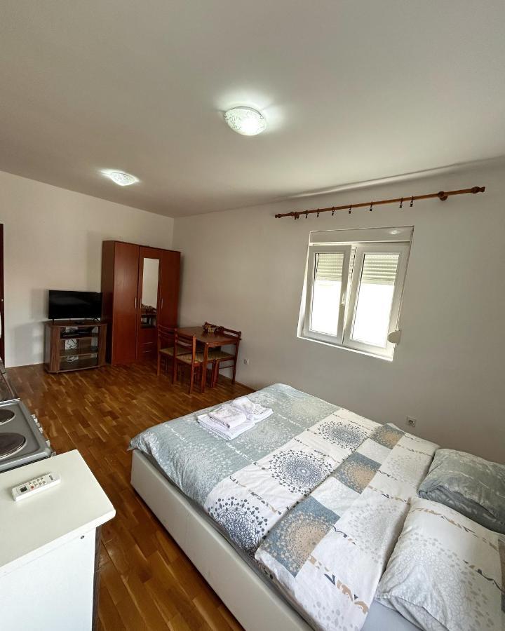 Apartman Stex Ποντγορίτσα Εξωτερικό φωτογραφία