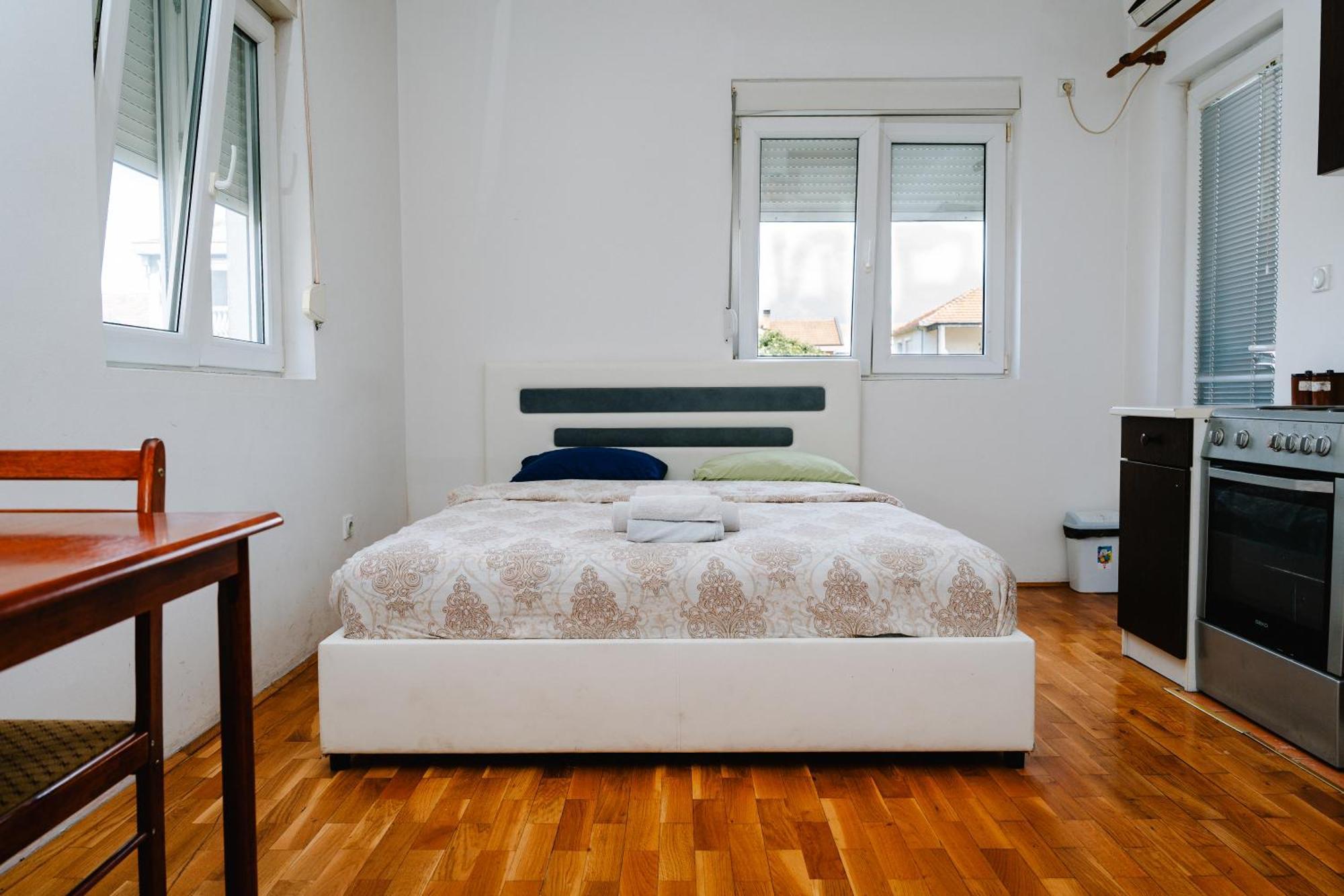 Apartman Stex Ποντγορίτσα Εξωτερικό φωτογραφία